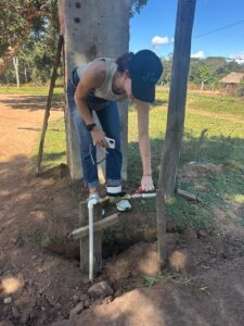 Acceso al agua potable en la comunidad indígena de San Juancito, Bolivia, gracias a un proyecto de cooperación internacional.